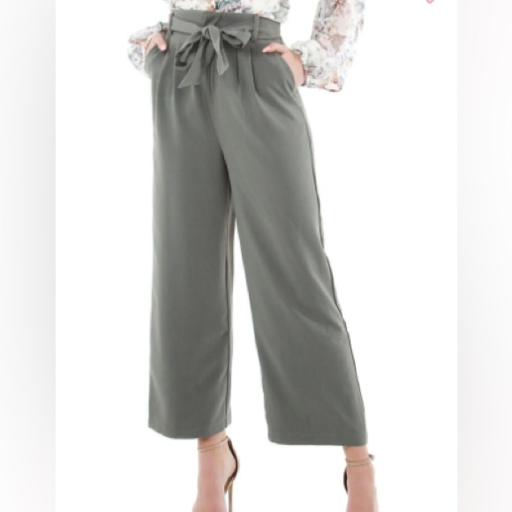 BB Dakota Go With the Flow Cropped Pants
